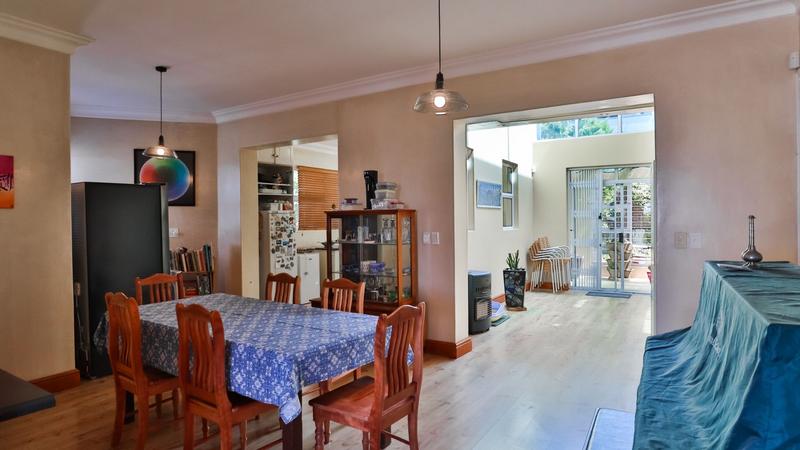 7 Bedroom Property for Sale in Walmer Estate Western Cape
